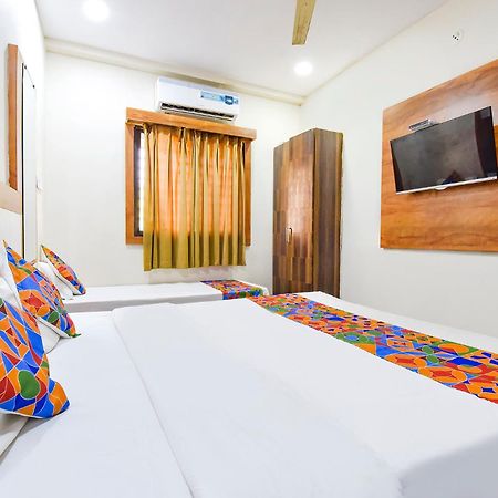 Fabexpress Nishesh Tower Hotel Ujjain Buitenkant foto